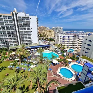 https://acogedor-piso-con-terraza-piscinas-y-parking.es-andalucia.com